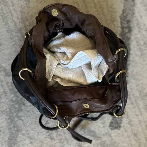 Kooba Black Leather Hobo Slouch Bag GUC Brass Rings Drawstring BIG! - Picture 13 of 15